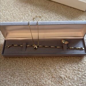 Elegant Gold/diamond/saphire Jewelry Set